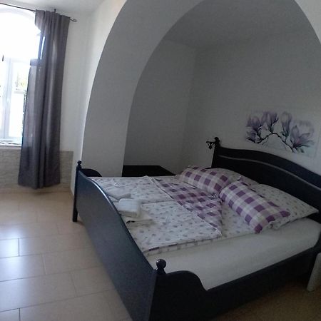 Vivi Studio Apartments Mali Lošinj Habitación foto