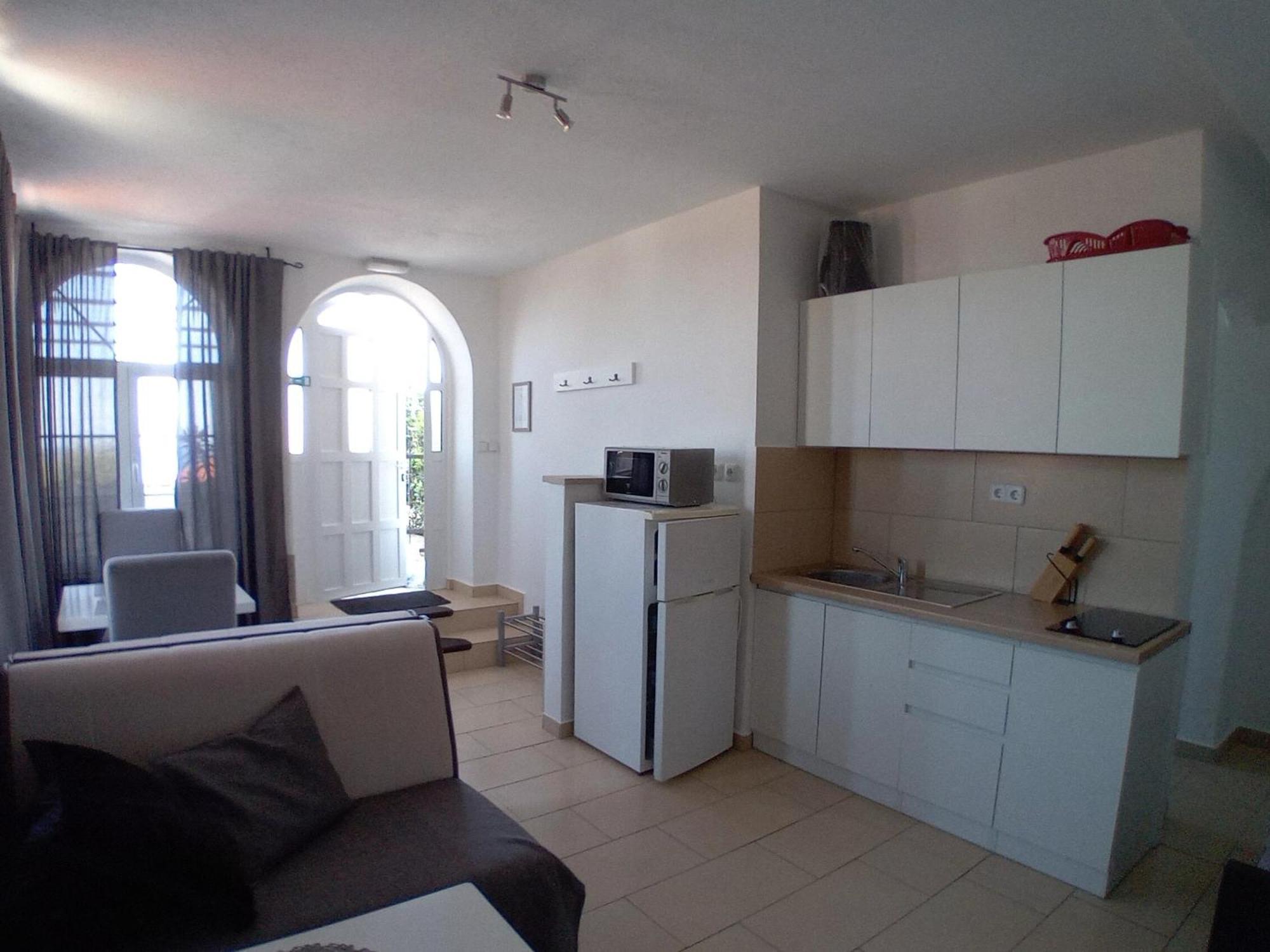 Vivi Studio Apartments Mali Lošinj Habitación foto